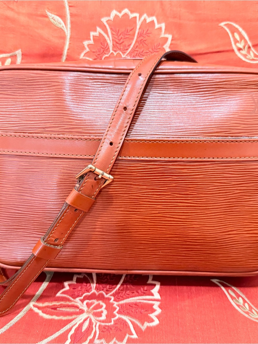 Louis Vuitton Burnt Orance/Brown Epi Leather Shoulder Bag Trodero 27